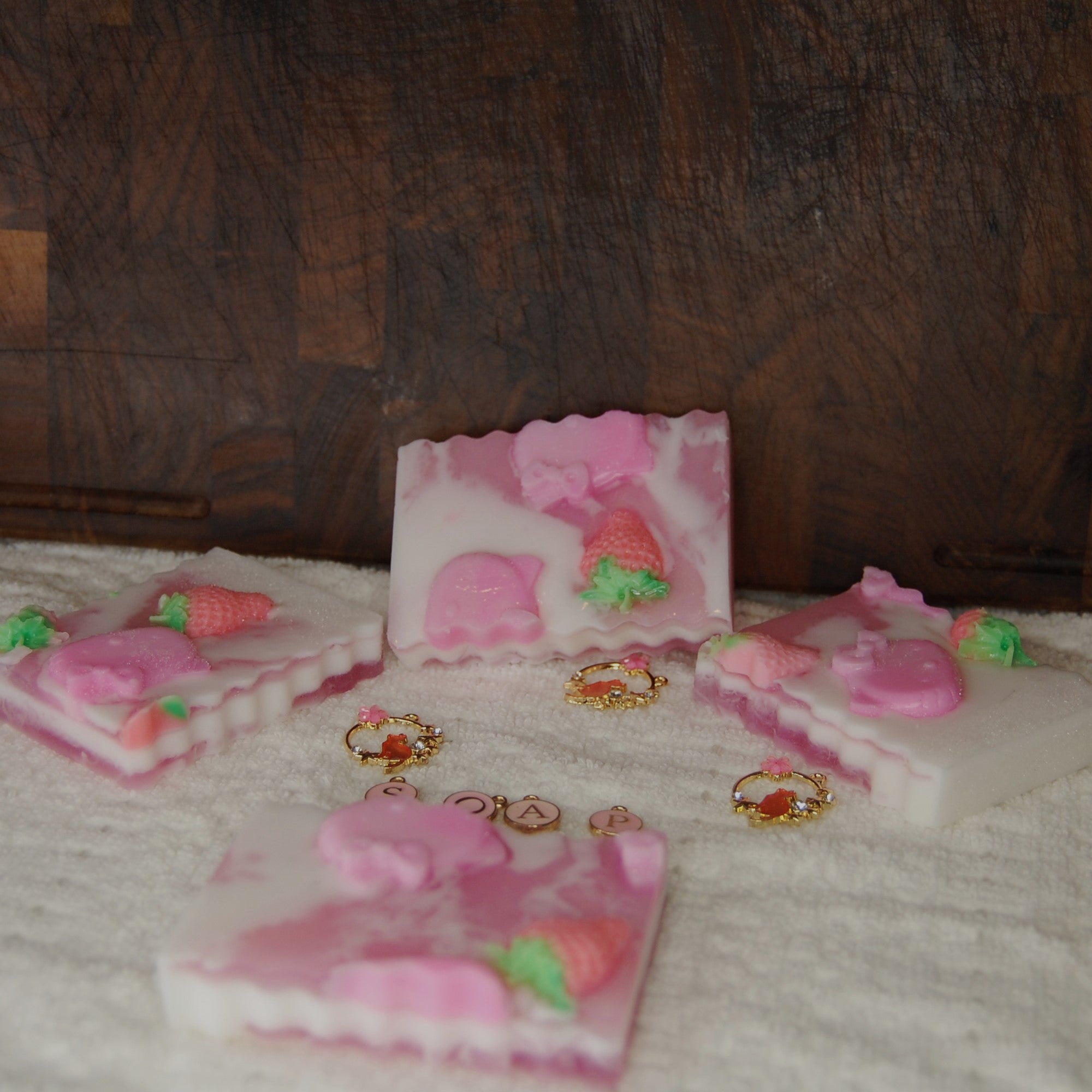 Hello Kitty Sweetheart Shea Butter Soap