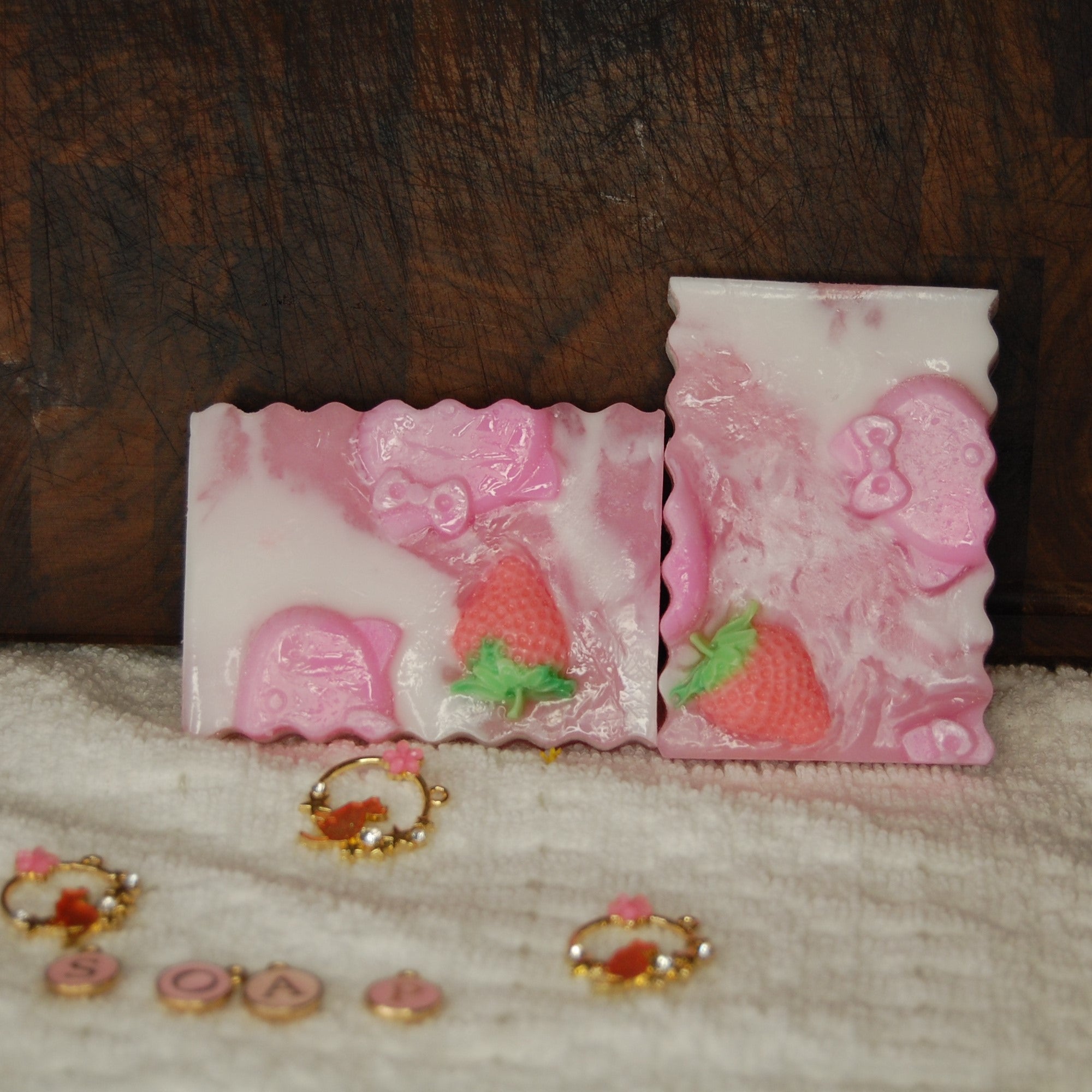 Hello Kitty Sweetheart Shea Butter Soap