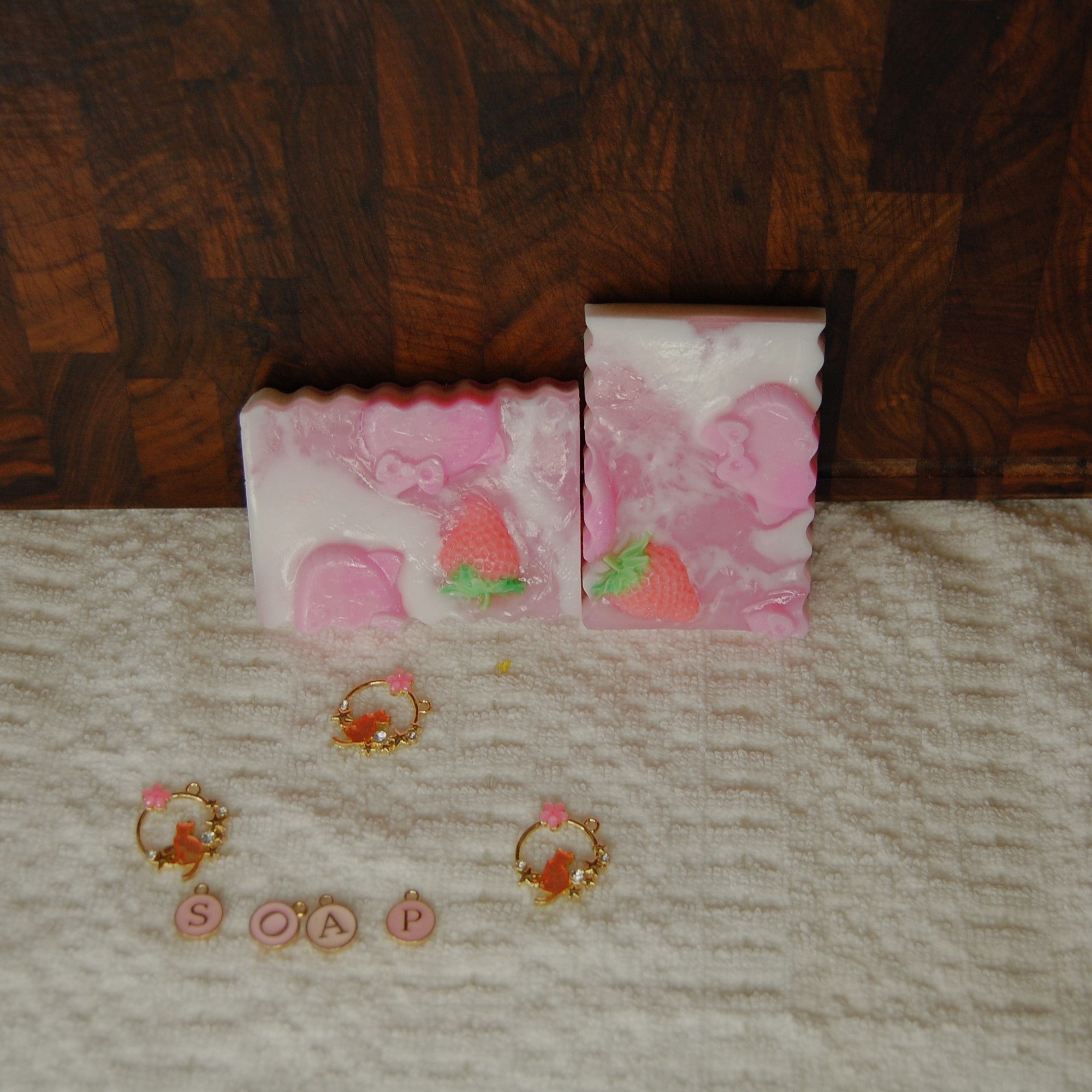 Hello Kitty Sweetheart Shea Butter Soap