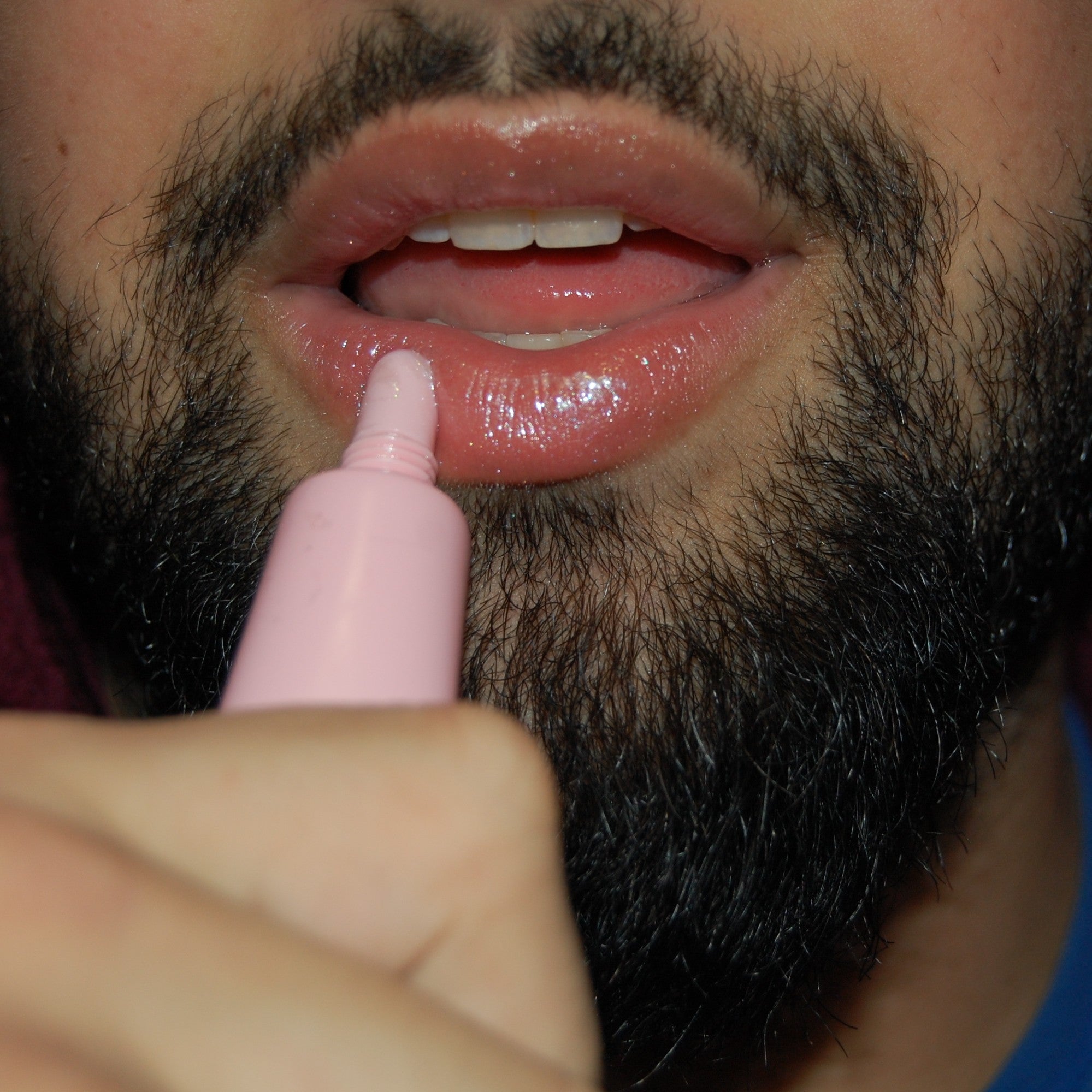 Cinnamon Oil Plumping Lip Gloss